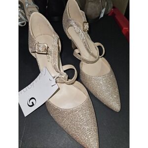 5.5‎ Greatonu Heals Gold  NWT